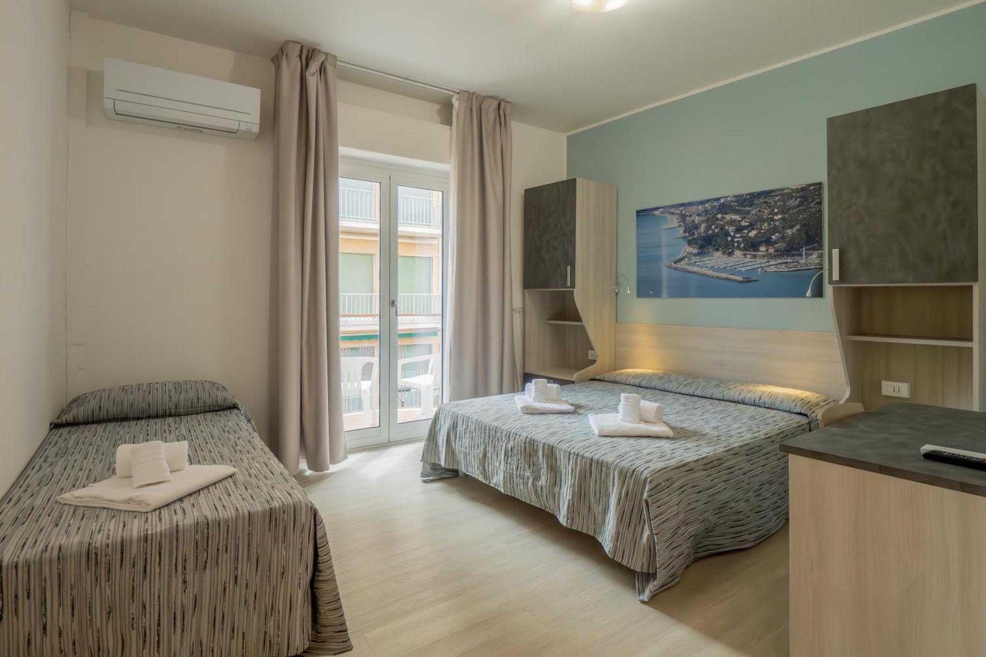 Hotel La Bussola Finale Ligure Exteriér fotografie