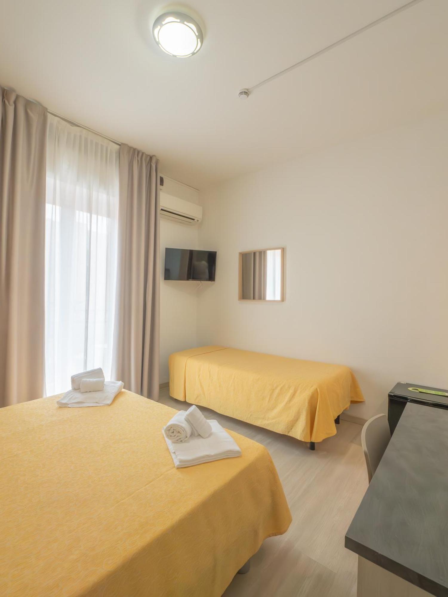 Hotel La Bussola Finale Ligure Exteriér fotografie